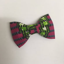 Load image into Gallery viewer, Urbi - African Print Hair Bow Clip
